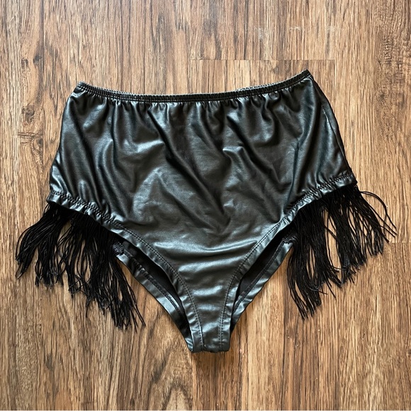 Body Rage Black Faux Leather Fringe Bikini Cut Bottoms Shorts Sz Large - Picture 1 of 8